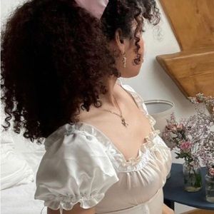 Meet your Posher, Alexis